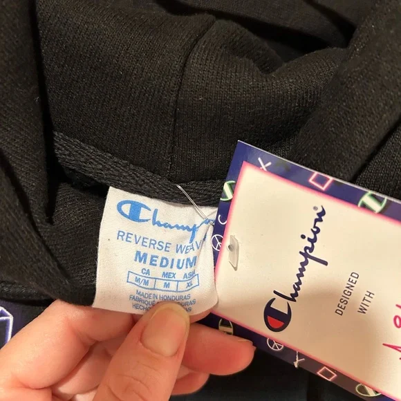 Champion NWT shine bright hoodie by artist Adam Fu - Picture 4 of 7